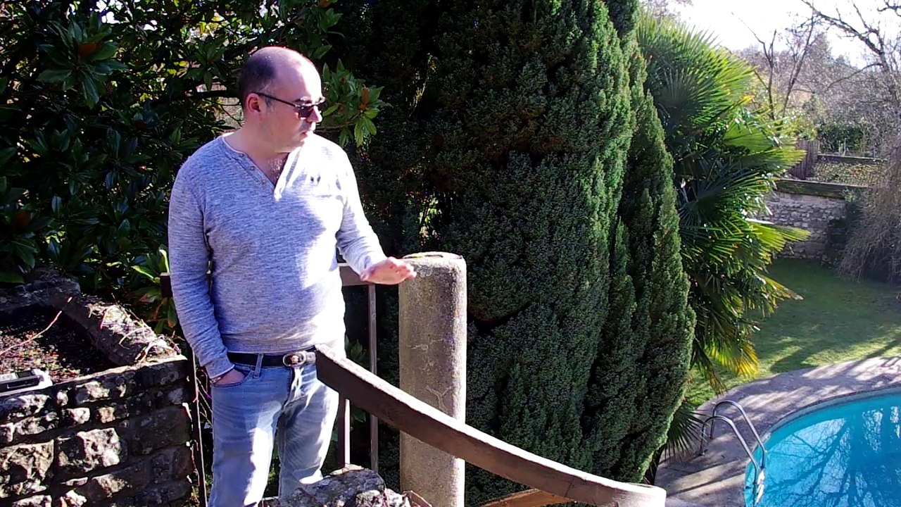 Reportage au Moulin de Dannemois, l'ancienne demeure de Claude François.