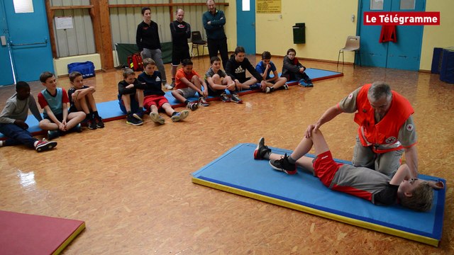 Guipavas (29). Formation aux premiers secours