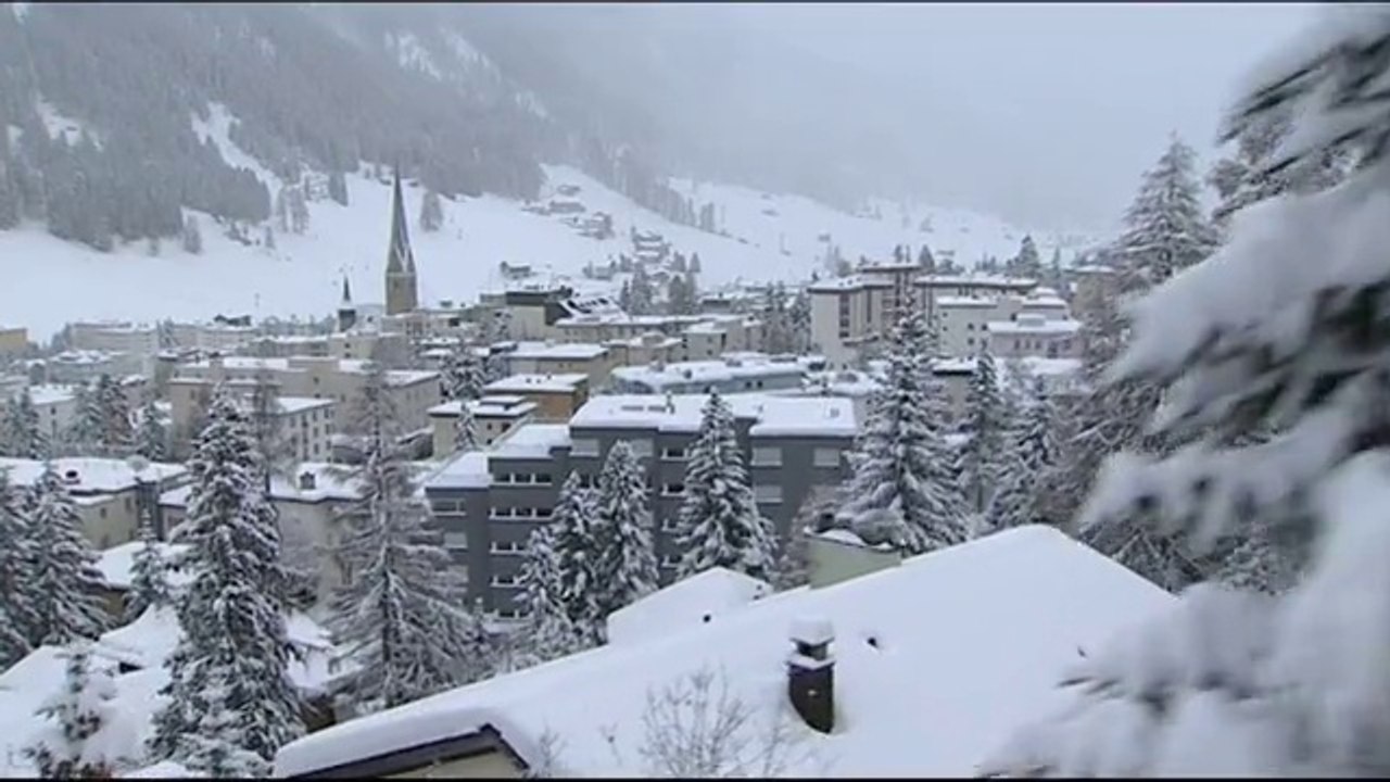 À l'ombre de la montagne - Bande annonce