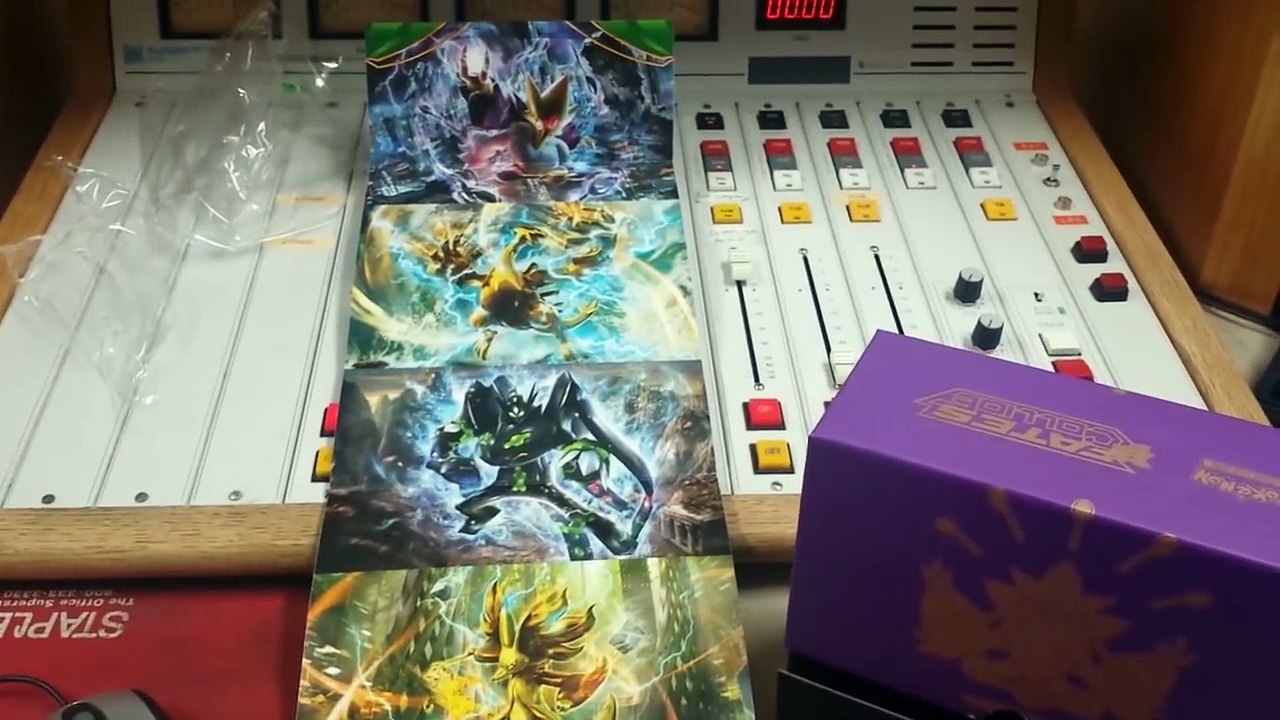 Pokemon Cards - Fates Collide Elite Trainer Box Opening
