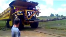 The most crazy and amazing videos compilation of heavy equipment accident around the world