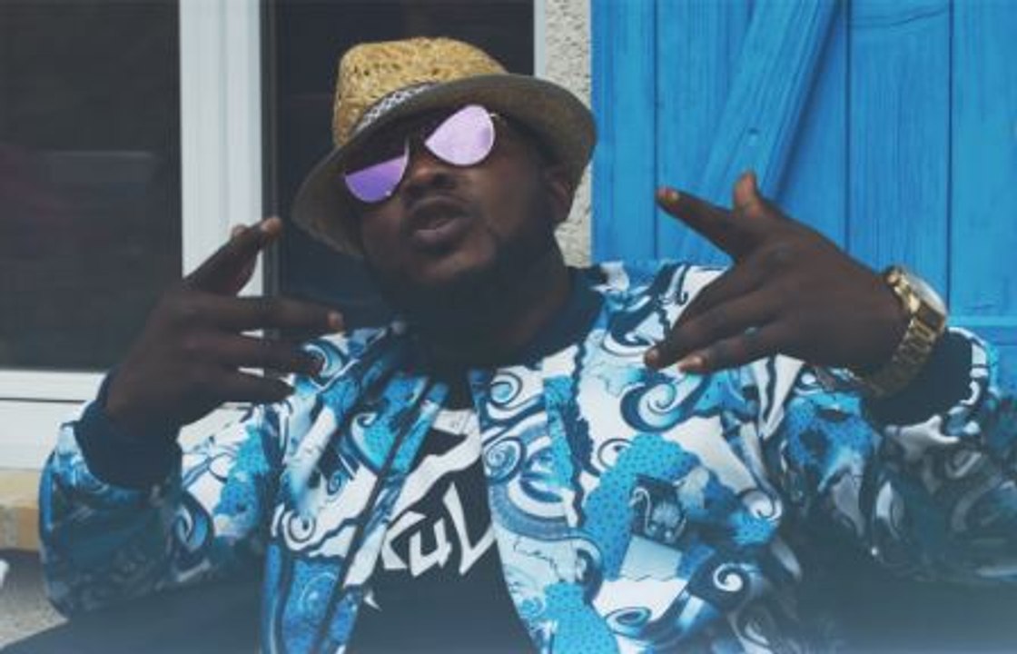 Kuluna Blacks One donne la définition d'un « kuluna »