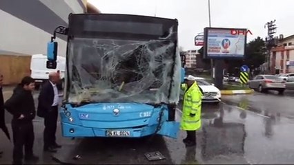 Sancaktepe'de trafik kazası 1 kişi yaralandı