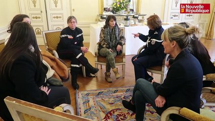 VIDEO. A Blois, des professionnelles encouragent des jeunes femmes à se lancer