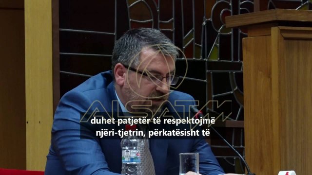 Problemet e shqiptarëve në 25 vite pavarësi, profesorëve maqedonas u pengon shqipja