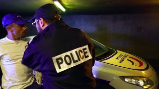 BONUS + SCÈNES COUPÉES #40 - CONTRÔLE DE POLICE