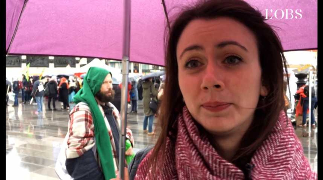 Les féministes dans la rue : "Ce n'est pas possible qu'une femme meure parce qu'elle est femme"