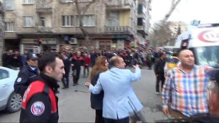 Freni patlayan halk otobüsü böyle yan yattı: 29 yaralı