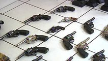Quito: 17 armas sin registrar fueron decomisadas luego de un mega operativo