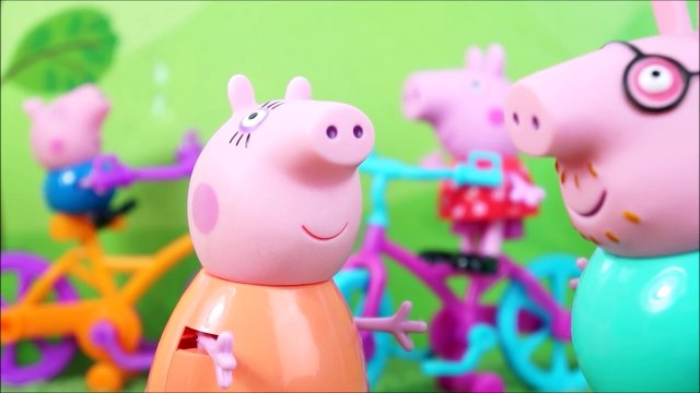 PIG GEORGE DA FAMILIA PEPPA PIG GALINHA PINTADINHA NASCIMENTO DO PINTINHO AMARELINHO BABY ALIVE