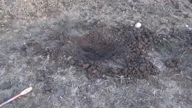 Yerde Bulduğu Cisim Elinde Patlayan Çocuk Yaralandı