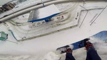 Russie : Un jeune en Snowboard à deux doigts de la catastrophe !