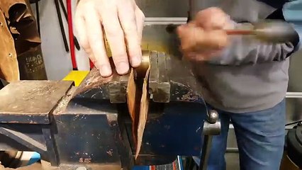 How to make Steampunk vacuum tube USB drives