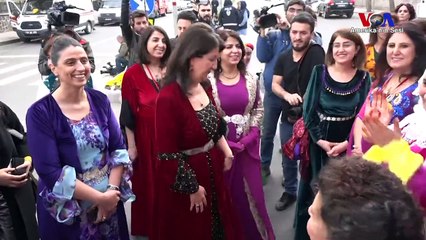 Diyarbakır'da Afrin Mesajlı 8 Mart Kutlaması