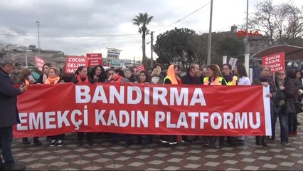Balıkesir Bandırma'da Kadınlar 8 Mart'ı Kutladı