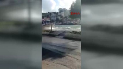 Muğla Karaya Sürüklenen Tekne Kurtarıldı