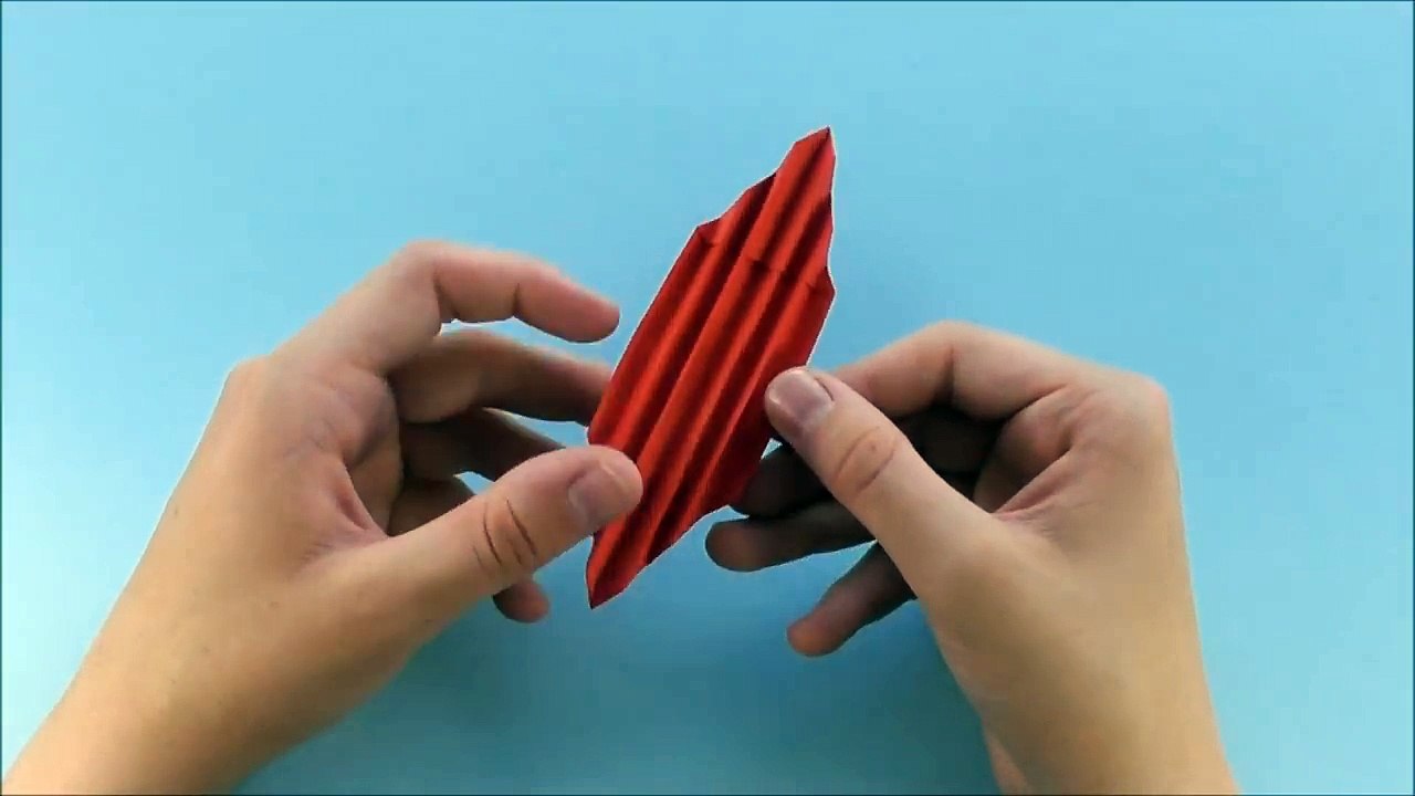 Geldscheine falten Schmetterling - Geldgeschenke basteln. Origami Tiere mit Geld falten zur Hochzeit