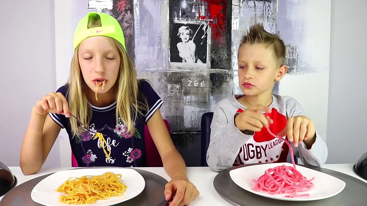 GUMMY vs REAL FOOD 4!!!