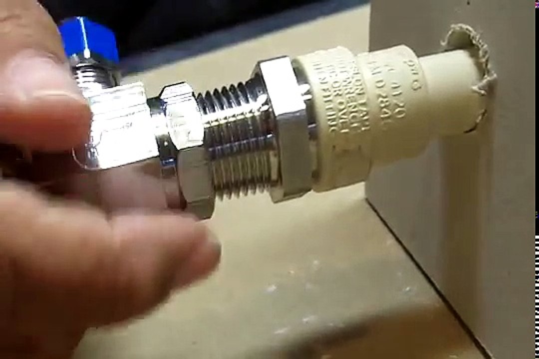 Attaching a Water Supply Valve to Plastic CPVC Pipe