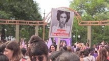 Calles del Cono Sur rebosan con gritos de igualdad en Día de la Mujer