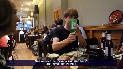 외국인 처음 하는 한국 술 게임 반응! Brits try Korean drinking games!