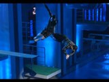 [HOT] 스타 다이빙쇼 스플래시 - 다이빙에 불리한 100kg의 육중한 몸으로 햄버거 떠올리며 뛰어내린 샘 해밍턴 20130823