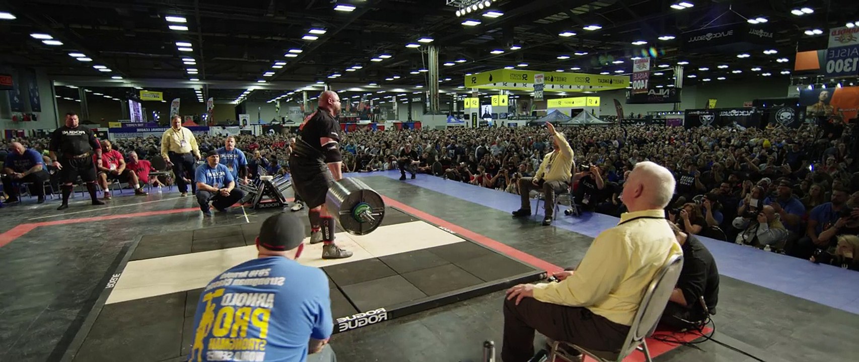 La Montagne bat le record du monde d'épaulée jetée
