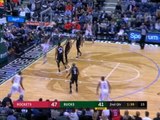 Dunk Memukau Harden Tembus Pertahanan Bucks