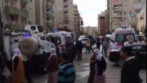 Diyarbakır'da Halk Otobüsü İle Polis Panzeri Çarpıştı: Patlama Meydana Geldi