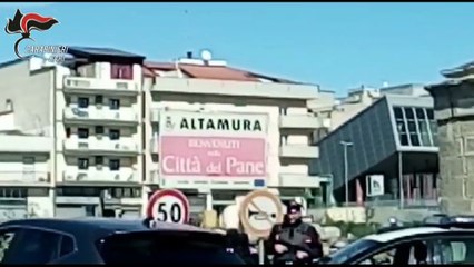 Download Video: Nel barese collaboratrice rubava soldi e gioielli dalla cassaforte, filmata ed arrestata ad Altamura