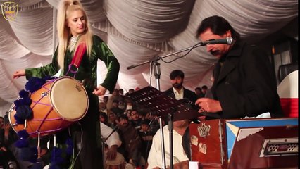 RANI TAJ - Attaullah Khan - Dhol - Aj Kala Jora Pa - Full Performanc  ( 720 X 1280 )