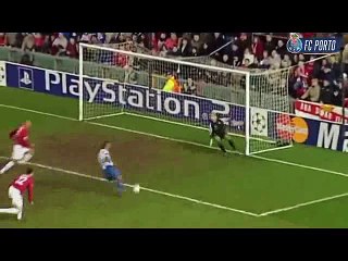 VÍDEO o golo de Costinha que gelou Old Trafford faz 14 anos