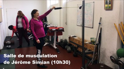 Mélina Robert-Michon en salle de musculation