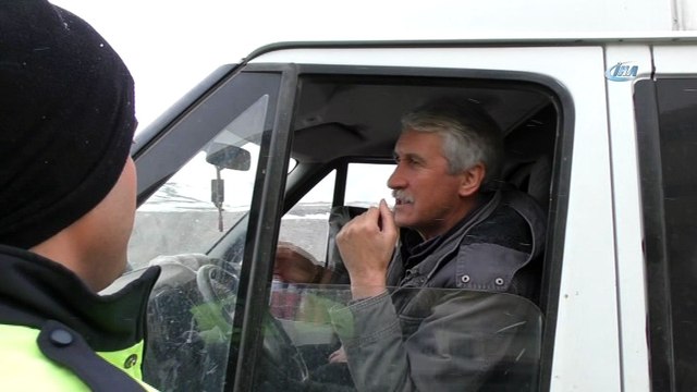 Ardahan-Şavşat Karayoluna tipi engeli