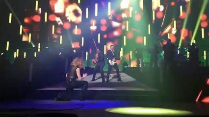 Celine Dion candid and confident Live 2016 at the Centre Vidéotron , Quebec HD