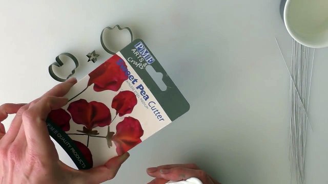 Sweet peas: How to make gum paste sweet peas for cakes