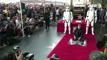 Mark Hamill recibió su estrella en el paseo de la fama