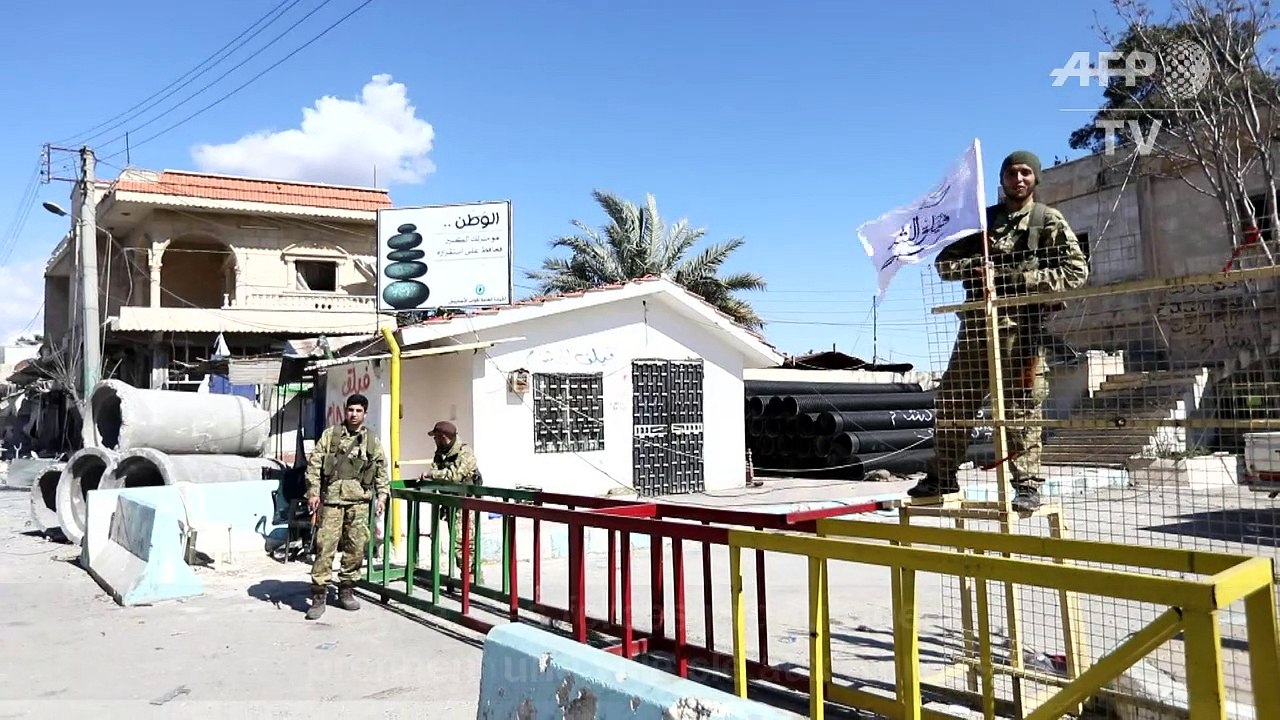 Syrie: des forces pro-turques prennent une ville clé aux Kurdes