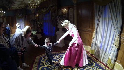 Cinderella & Aurora Meet and Greet at Walt DisneyWorld #disneymagic