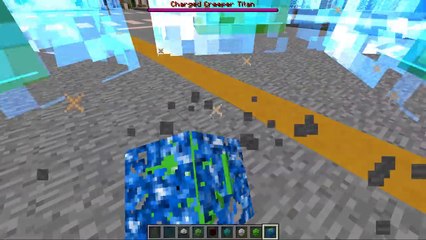 Minecraft MOB TITANS MOD / MAKE ANY MOB GIANT AND FIGHT THE TITANS!! Minecraft
