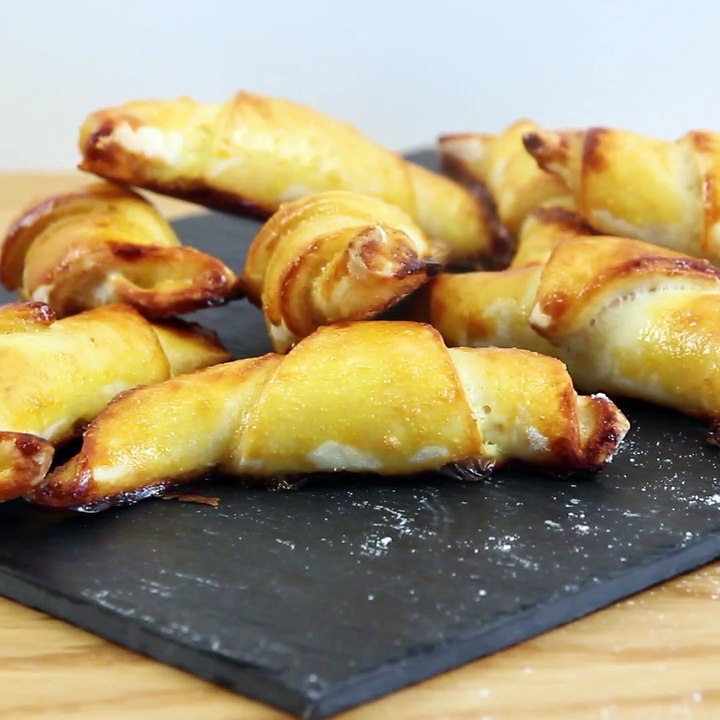 Des croissants diététiques sans beurre par Cookin' Movie, parfait pour un petit dej healthy et gourmand en ce dimanche matin !