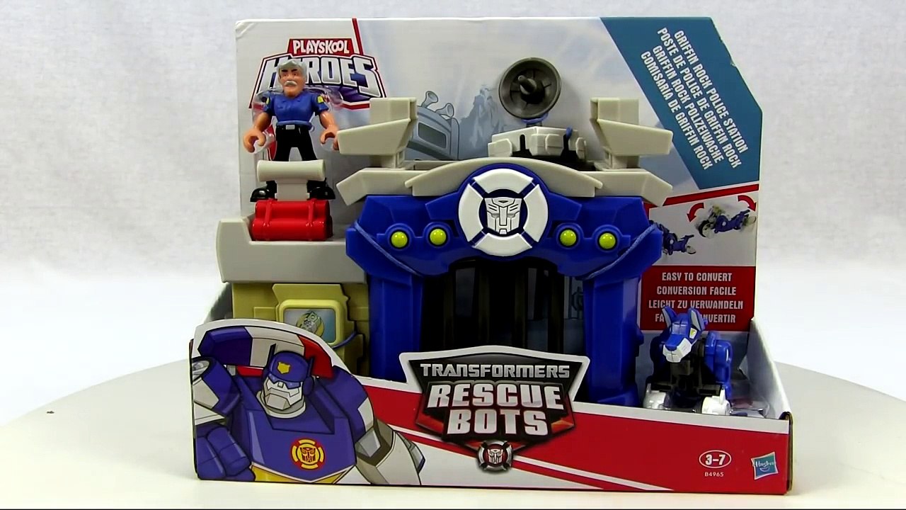 Police Station Playset with Chase Collection - Transformers Rescue Bots