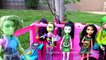Mini serie de juguetes y muñecas de Monster High en español - Ataque de titanes