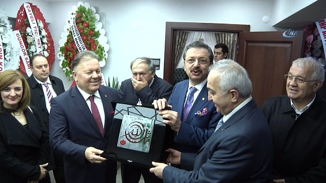 TOBB Başkanı M. Rifat Hisarcıklıoğlu:'Özel sektör olarak istidamın üzerindeki vergi yüklerinde dünya şampiyonuz; En büyük şikayetimiz bu'