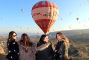 Kapadokya'da Yer Turist, Gök Balon Dolu