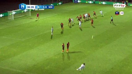 Coup franc dangereux dans la surface!