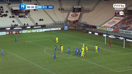 Superbe tête qui passe juste au dessus!!