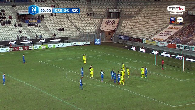 Superbe tête qui passe juste au dessus!!