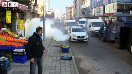 Bağcılar’da eylem yapan pazarcılara polis müdahale etti