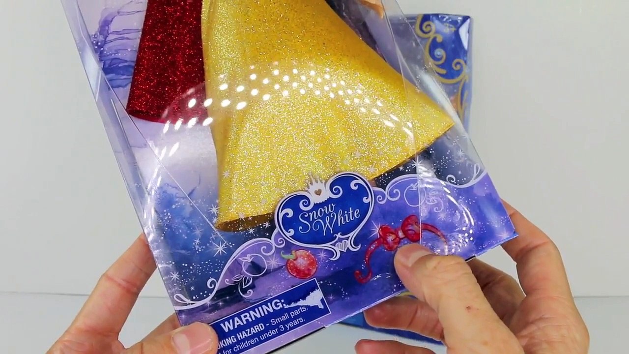 DISNEY STORE SNOW WHITE DOLL AND LITTLE BIRD RE...